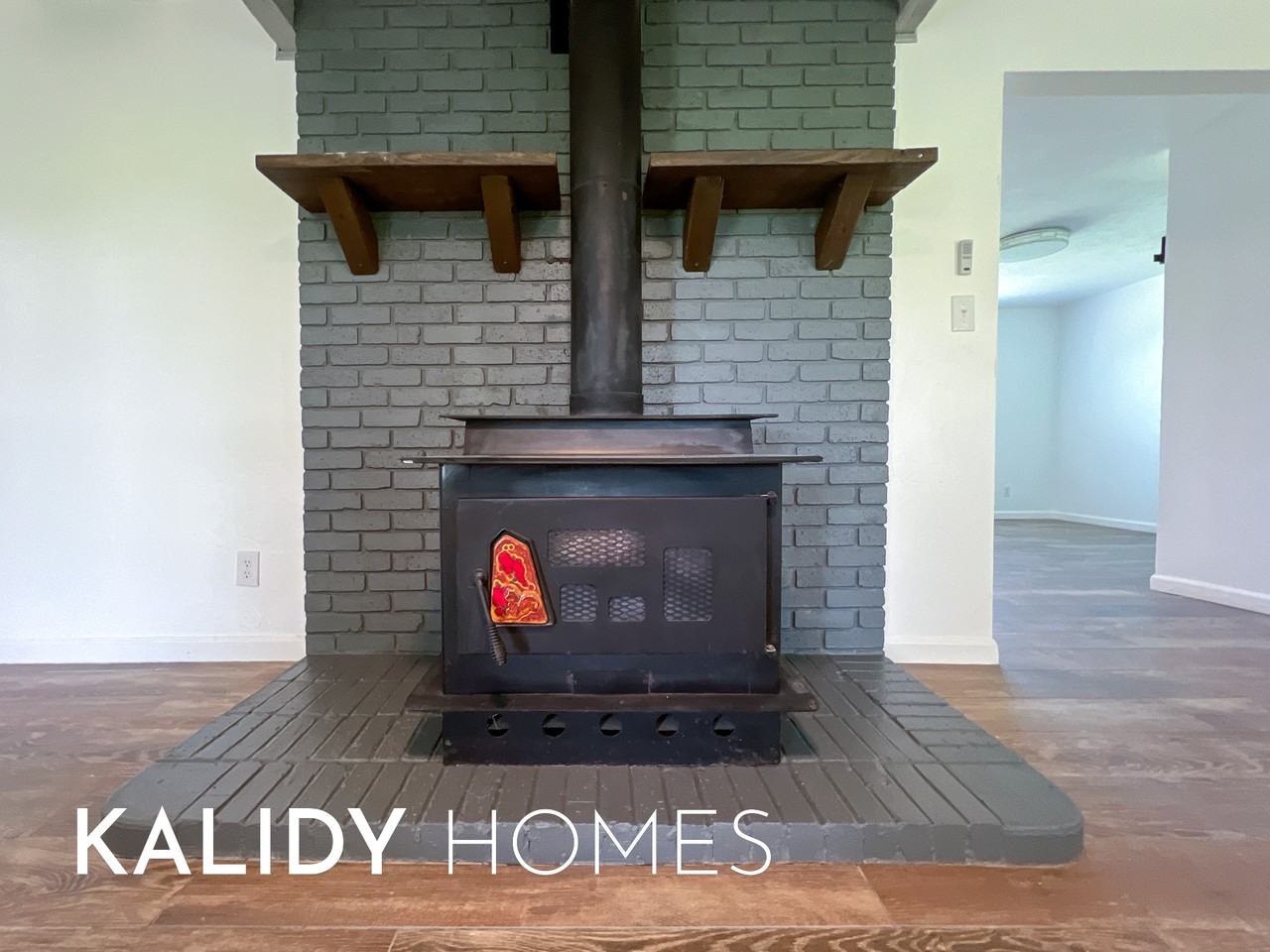 900 North Harrah Road #1 - Photo 7 of 40