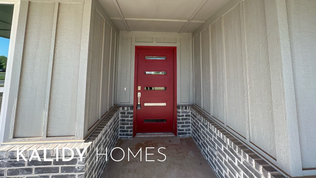 102 Olde Mill Rd #1 - Photo 3 of 37