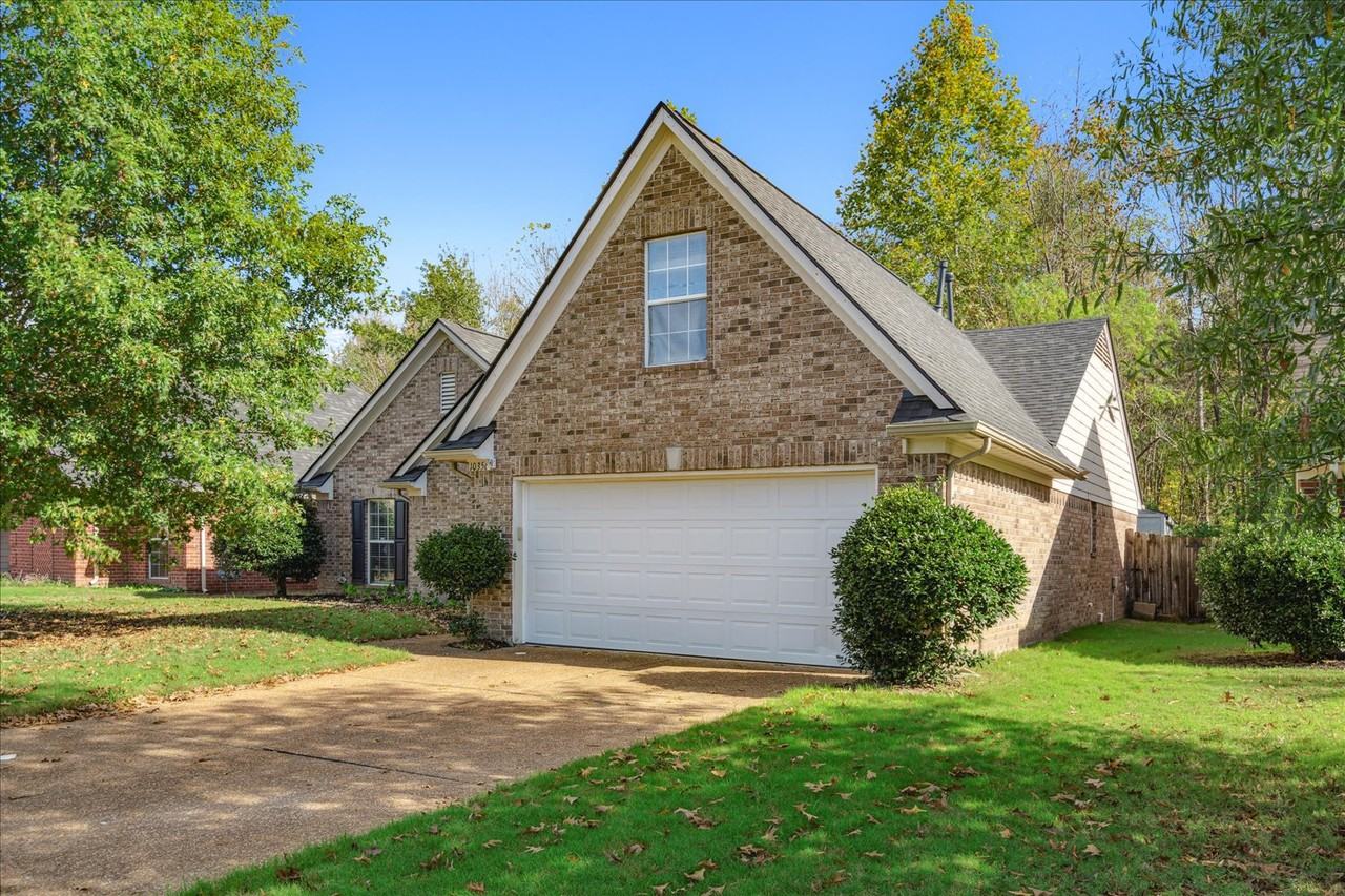 10356 Cottage Oaks Dr #1 - Photo 3 of 22
