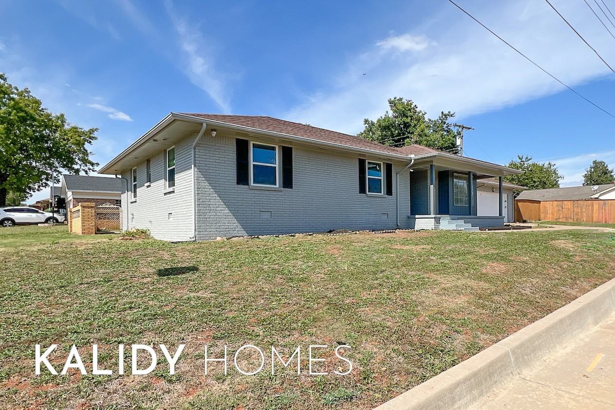 4501 N Billen Ave #1 - Photo 2 of 32