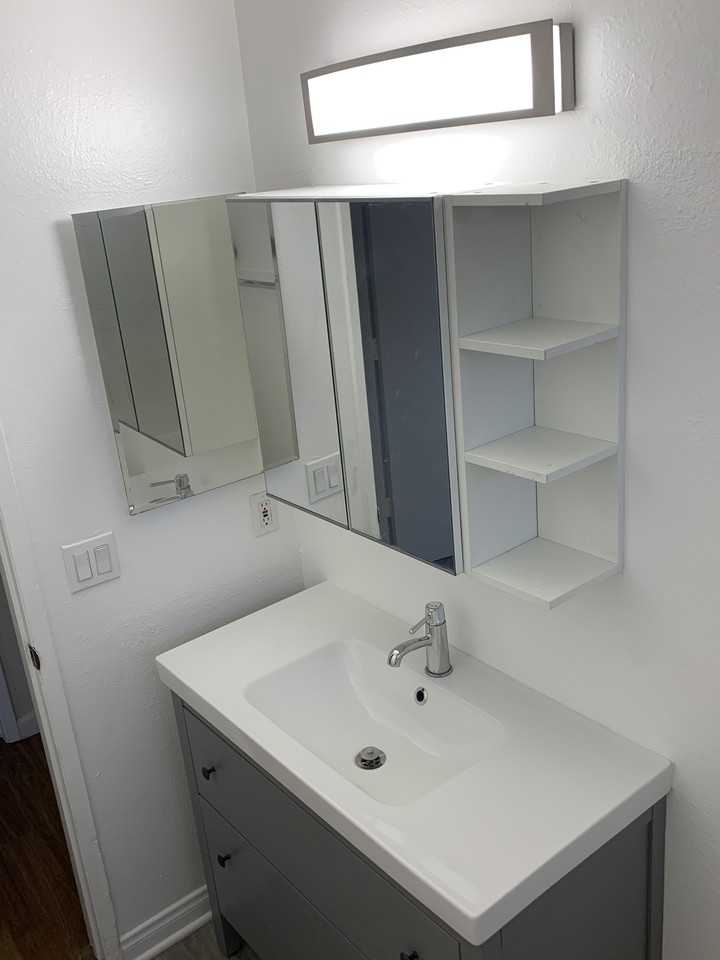 1351 North Orange Drive #1 - Photo 5 of 21