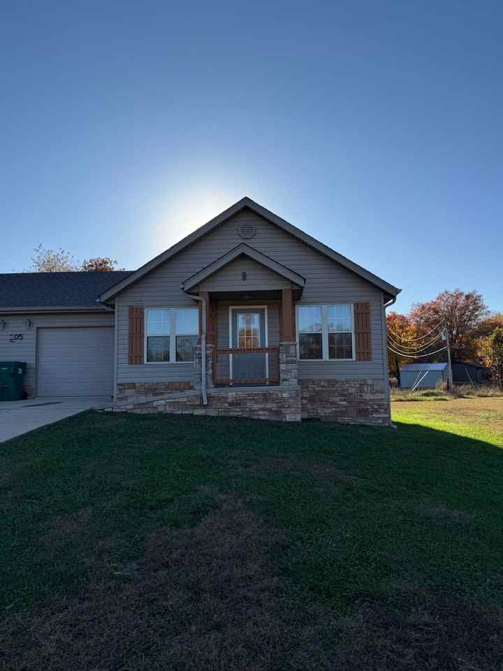 505 W 11th St #505BW11 - Photo 2 of 14