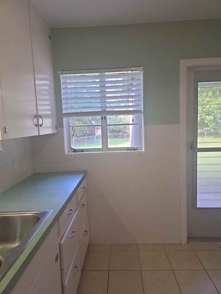 1662 Houston Street - Photo 7 of 26