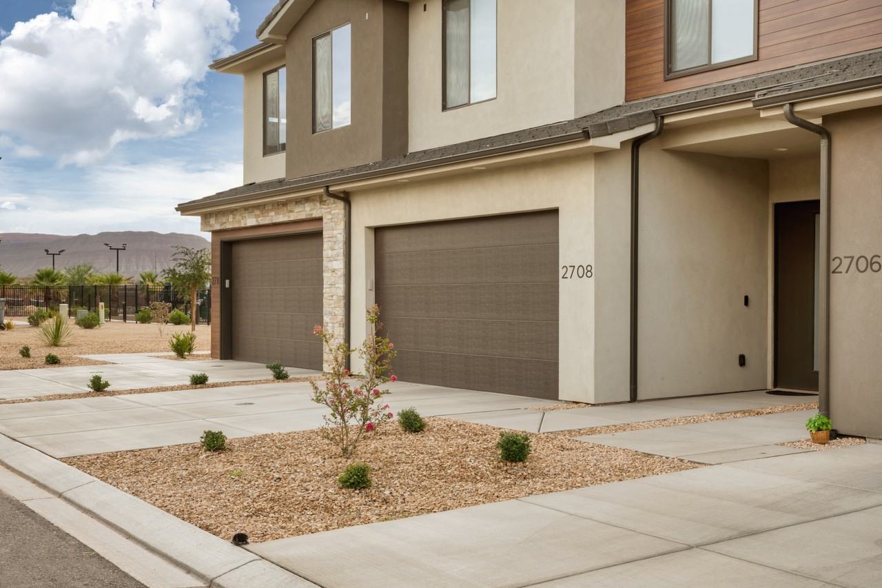 2674 E Rain Tree St #1 - Photo 3 of 23