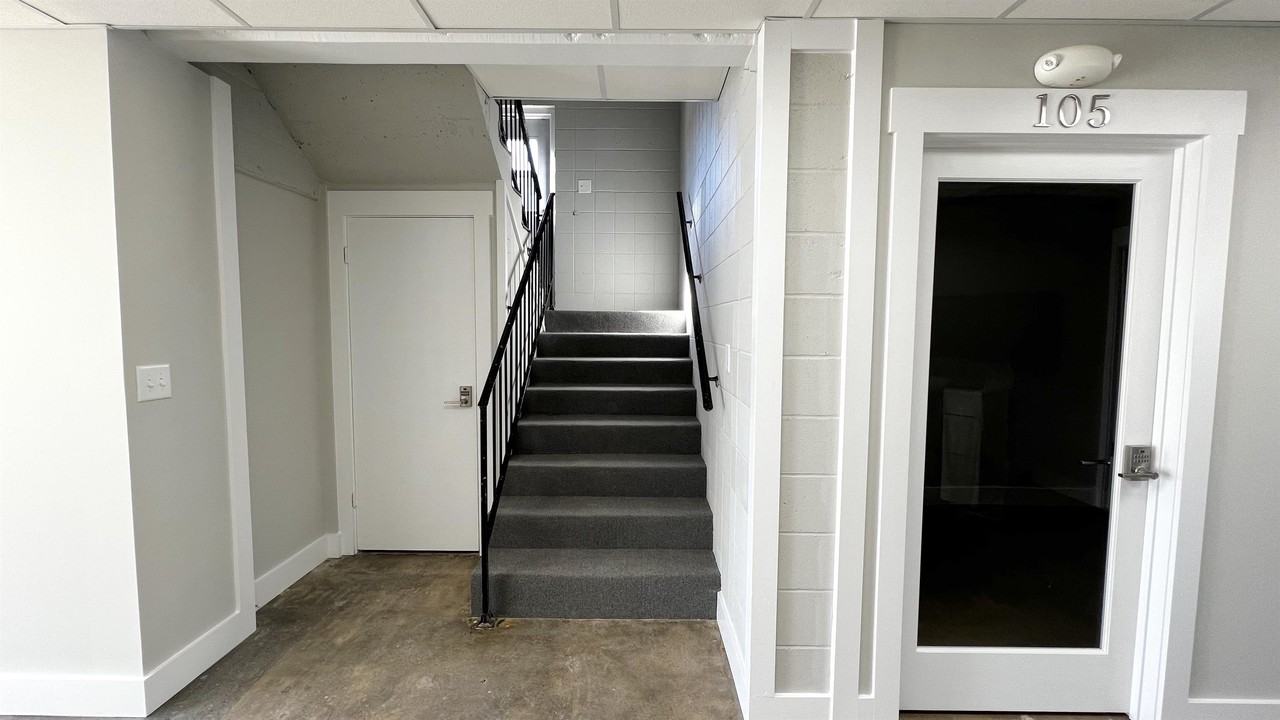 204 East 5th Avenue #102 - Photo 4 of 24