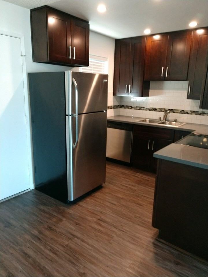 3811 N. Figueroa - Photo 2 of 7