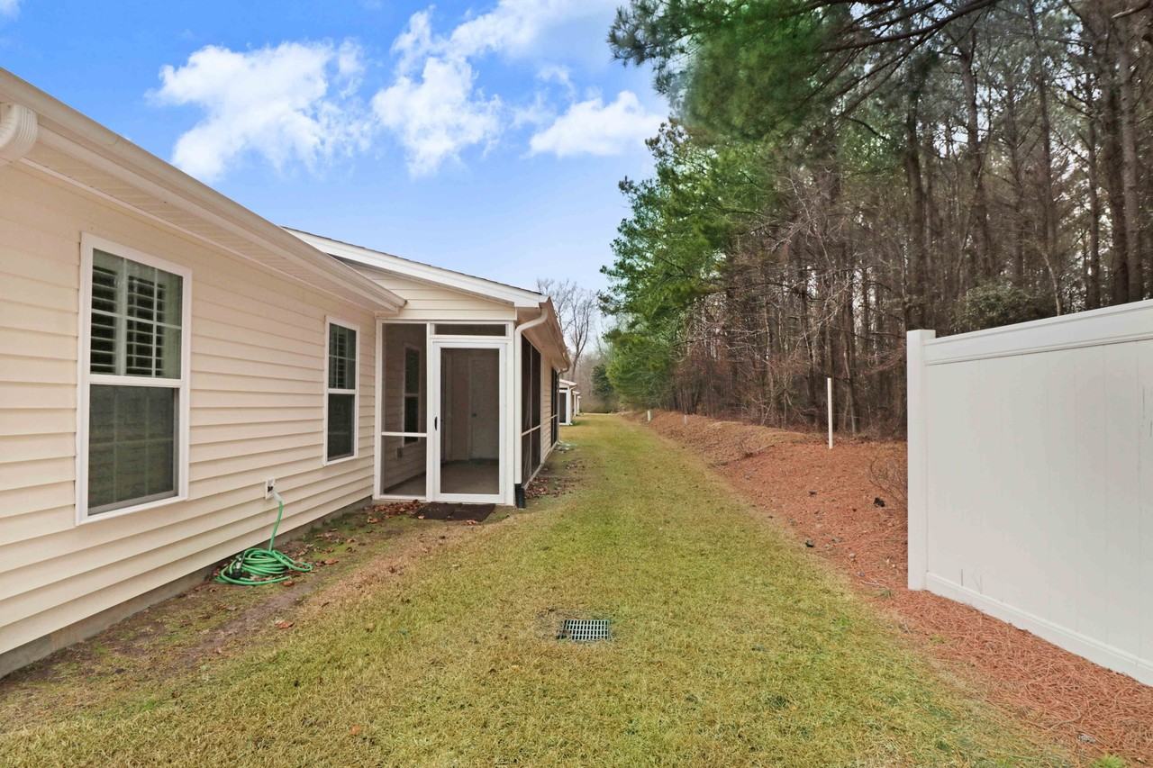 120 Oxford Drive #1 - Photo 5 of 20