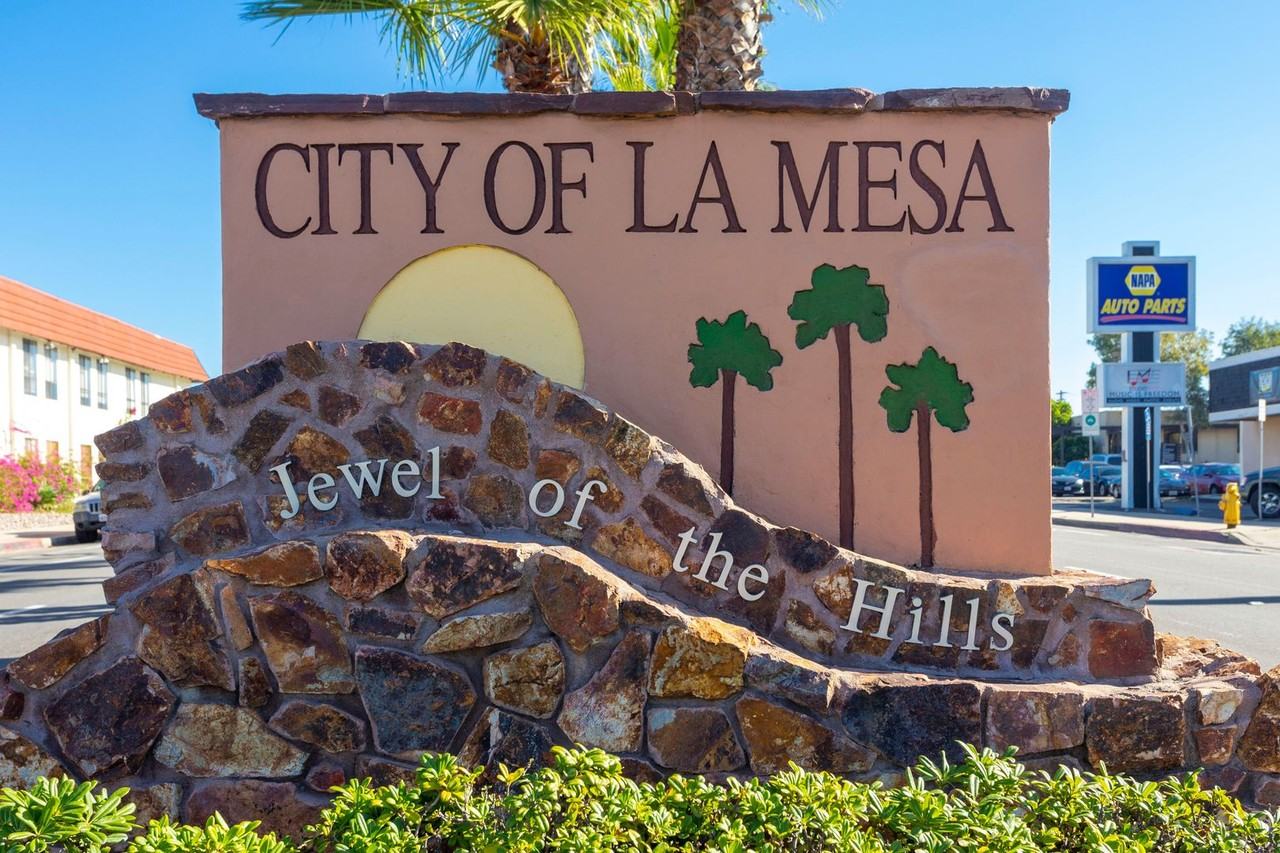 La Mesa Gardens - Photo 2 of 50