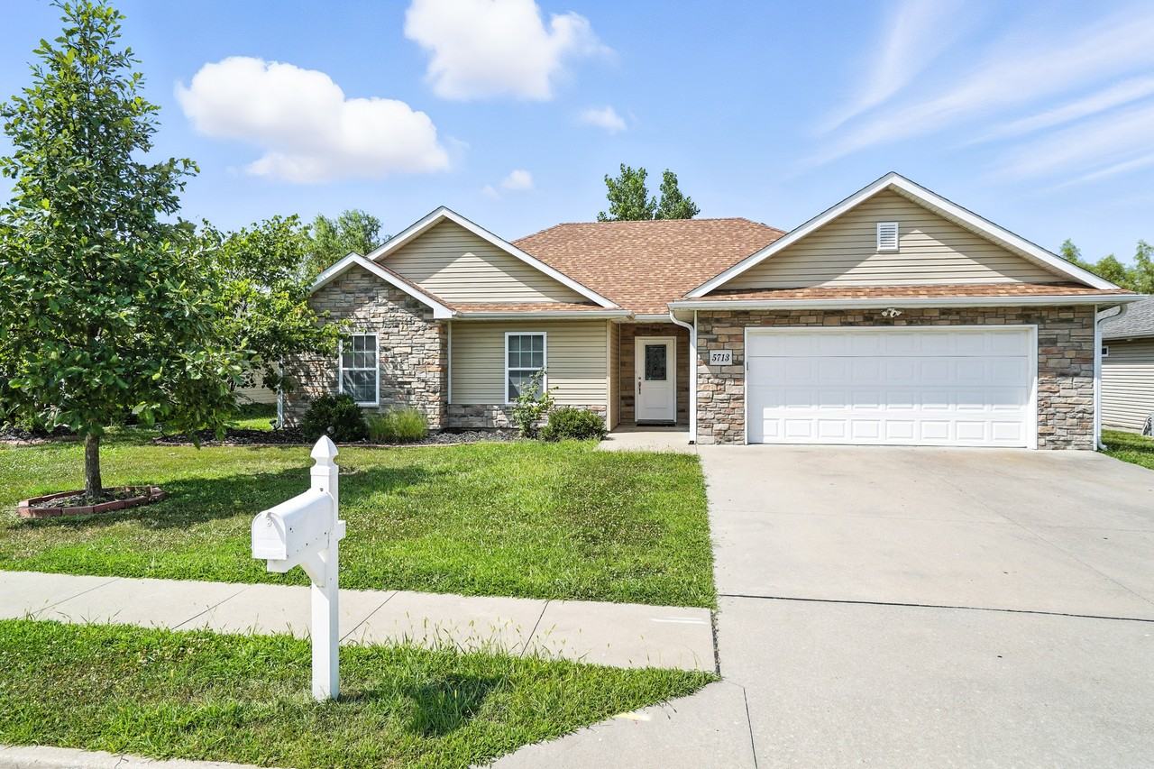 5713 Camden Circle #1