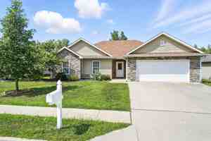 featured image of 5713 Camden Circle #1