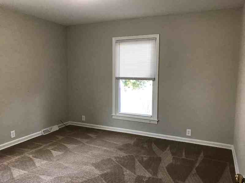 1120 Toddington Drive #1 - Photo 7 of 10