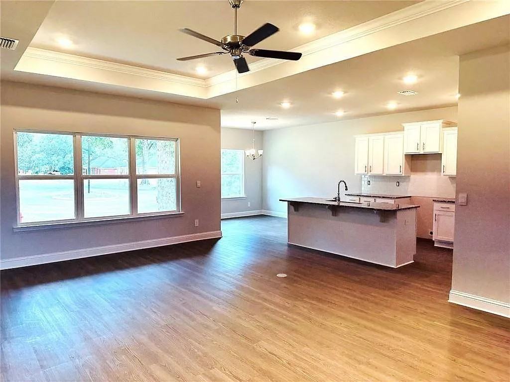 1557 E Redland St #1 - Photo 3 of 15