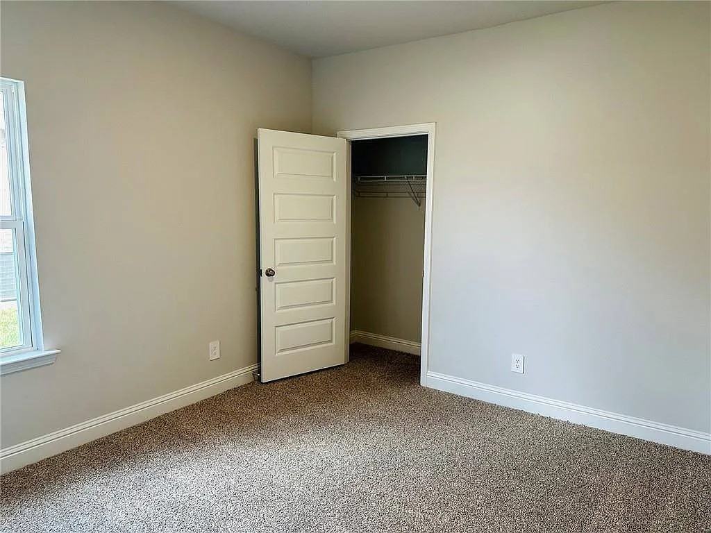 1557 E Redland St #1 - Photo 6 of 15