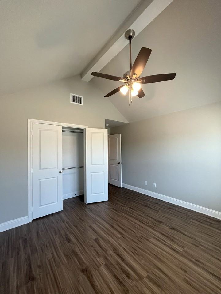 15428 County Road 192 #1102 - Photo 3 of 19