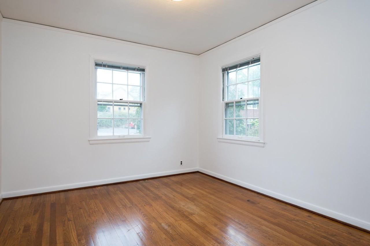 Sandycrest Terrace Apartments - Photo 5 of 39