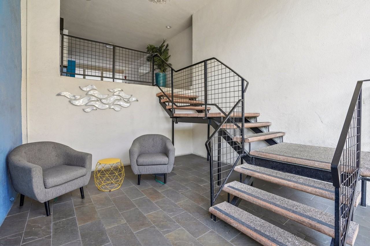 123 California Ave - Photo 5 of 41