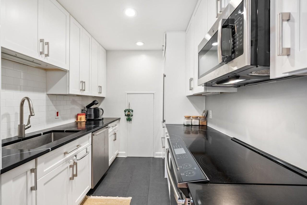 1710 Summit Place Northwest #1710 - Photo 4 of 35