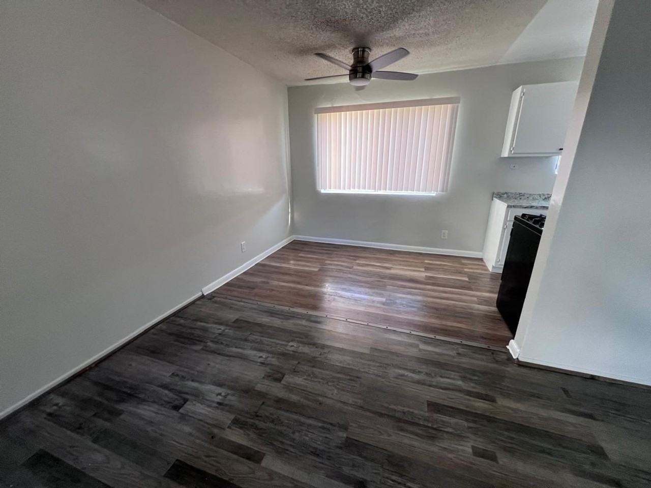 6811 10th Ave. - Photo 2 of 31