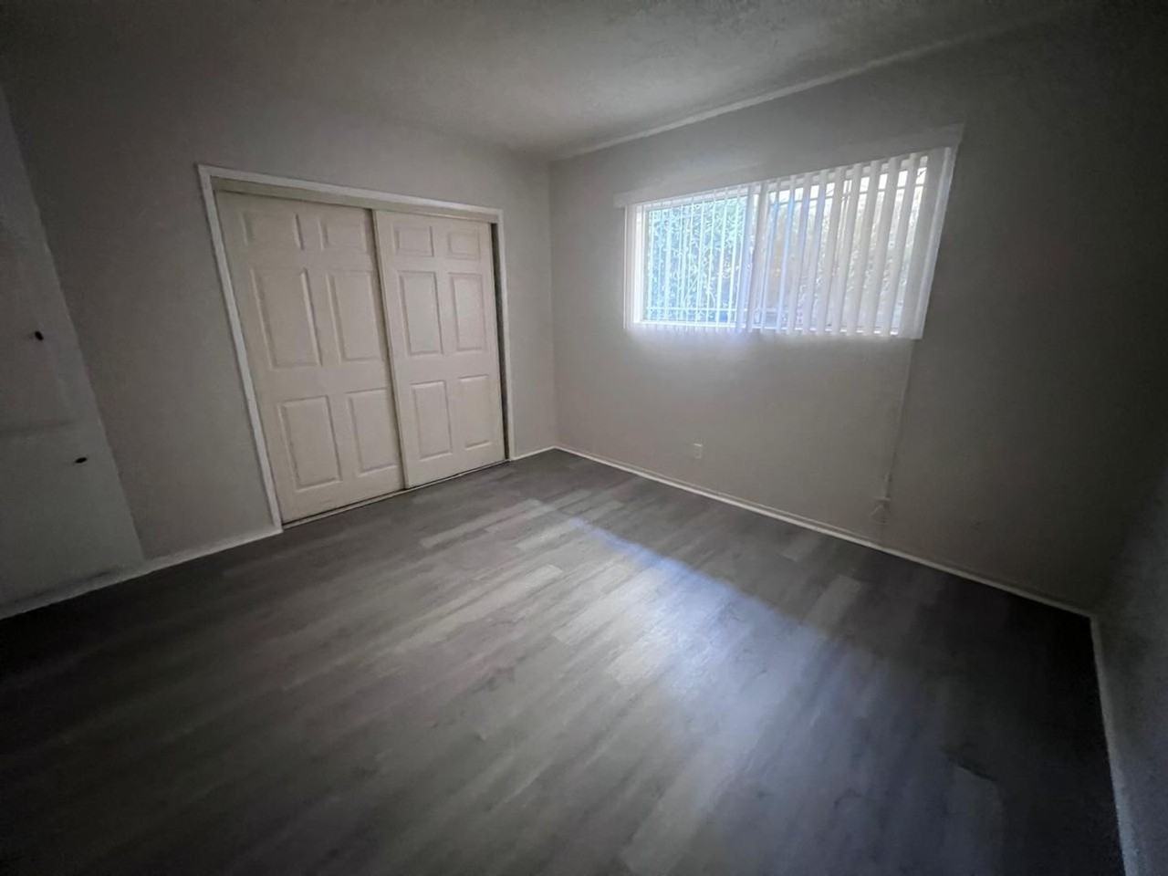 6811 10th Ave. - Photo 6 of 31