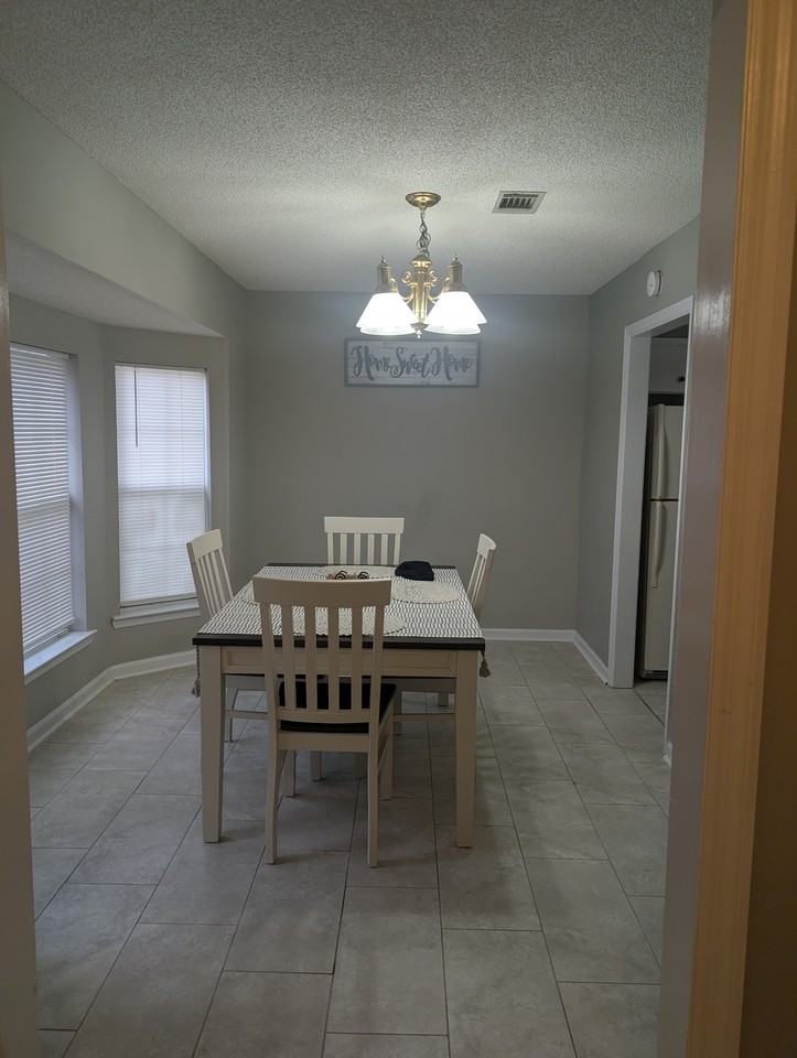 627 Trevor Street #1 - Photo 4 of 18