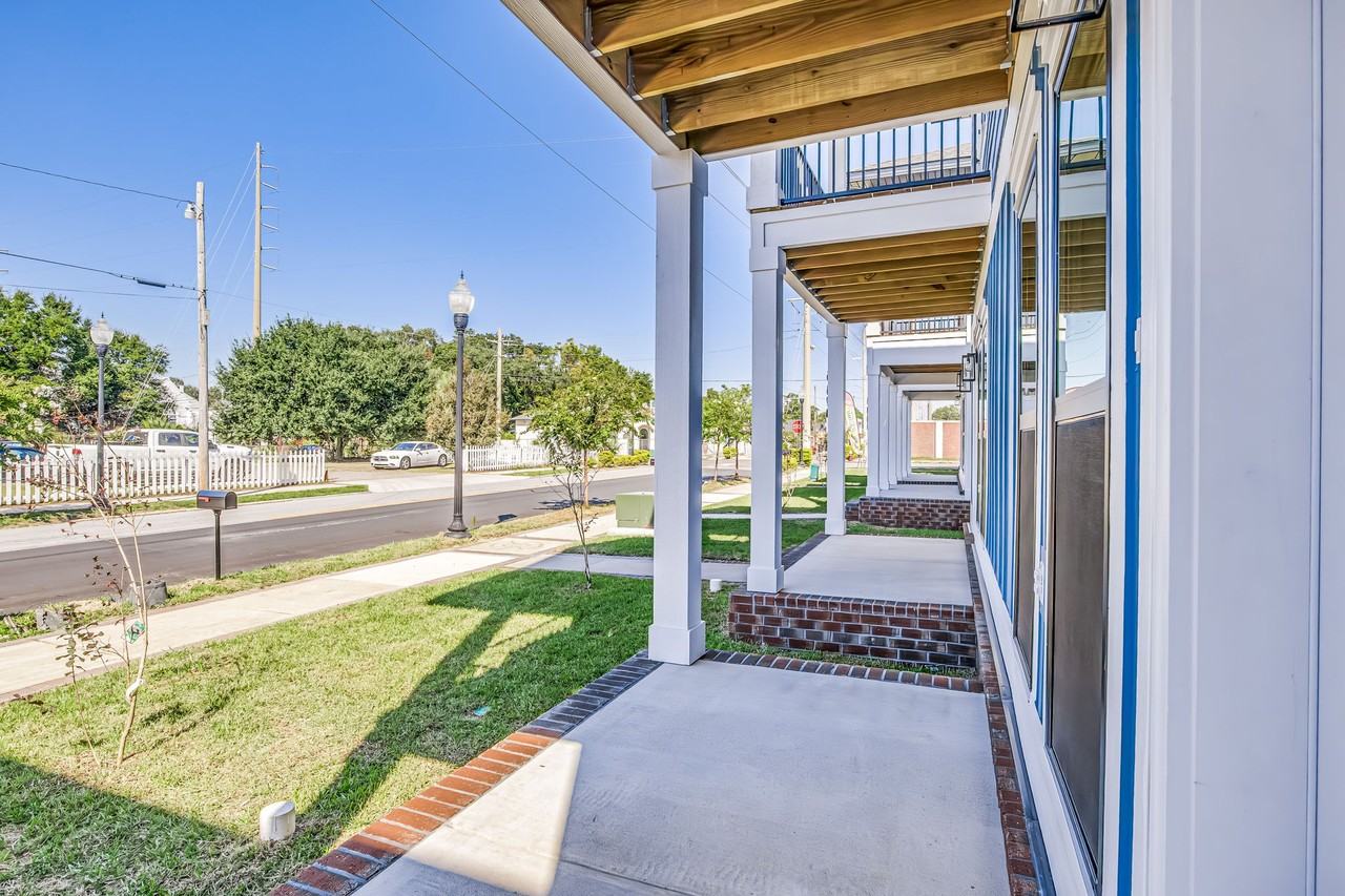 536 N De Villiers St #B - Photo 2 of 46