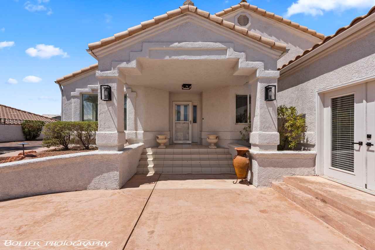 931 Chaparral Dr #1 - Photo 4 of 32