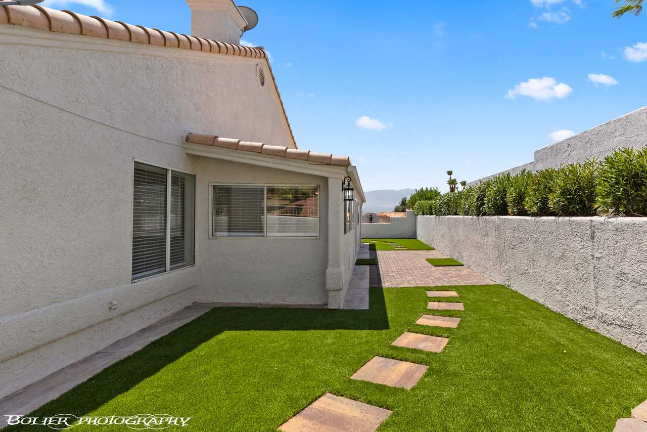 931 Chaparral Dr #1 - Photo 6 of 32