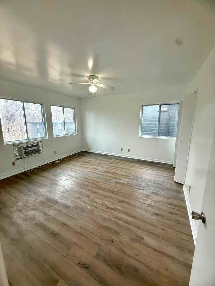 550 550 Harding PlaceUnit B105 #B105 - Photo 7 of 13