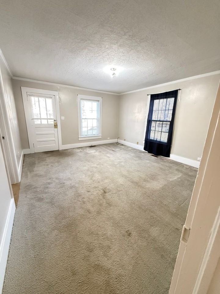 219 Rebecca Street - Photo 5 of 10