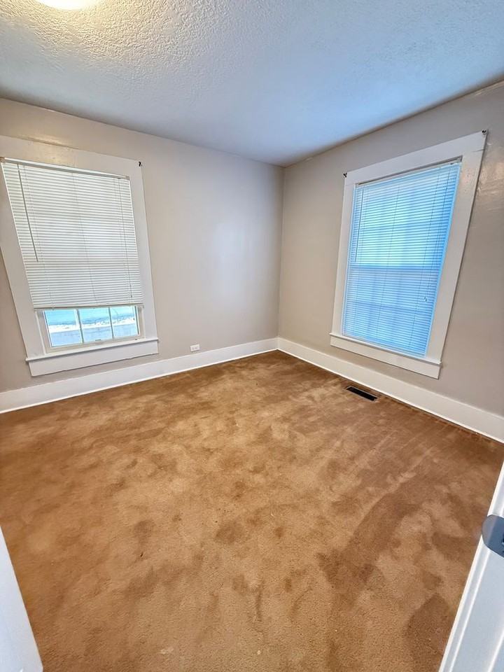 219 Rebecca Street - Photo 6 of 10