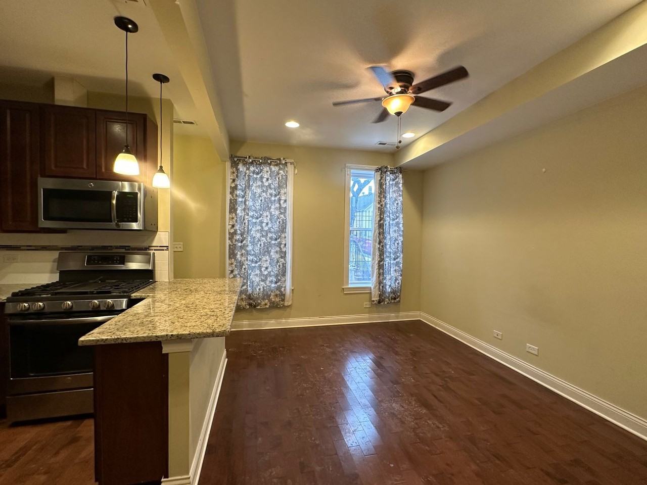 2649 W 21st Pl - Photo 5 of 35