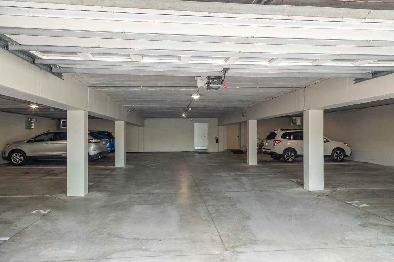 Harbor District Apartments - Photo 5 of 39