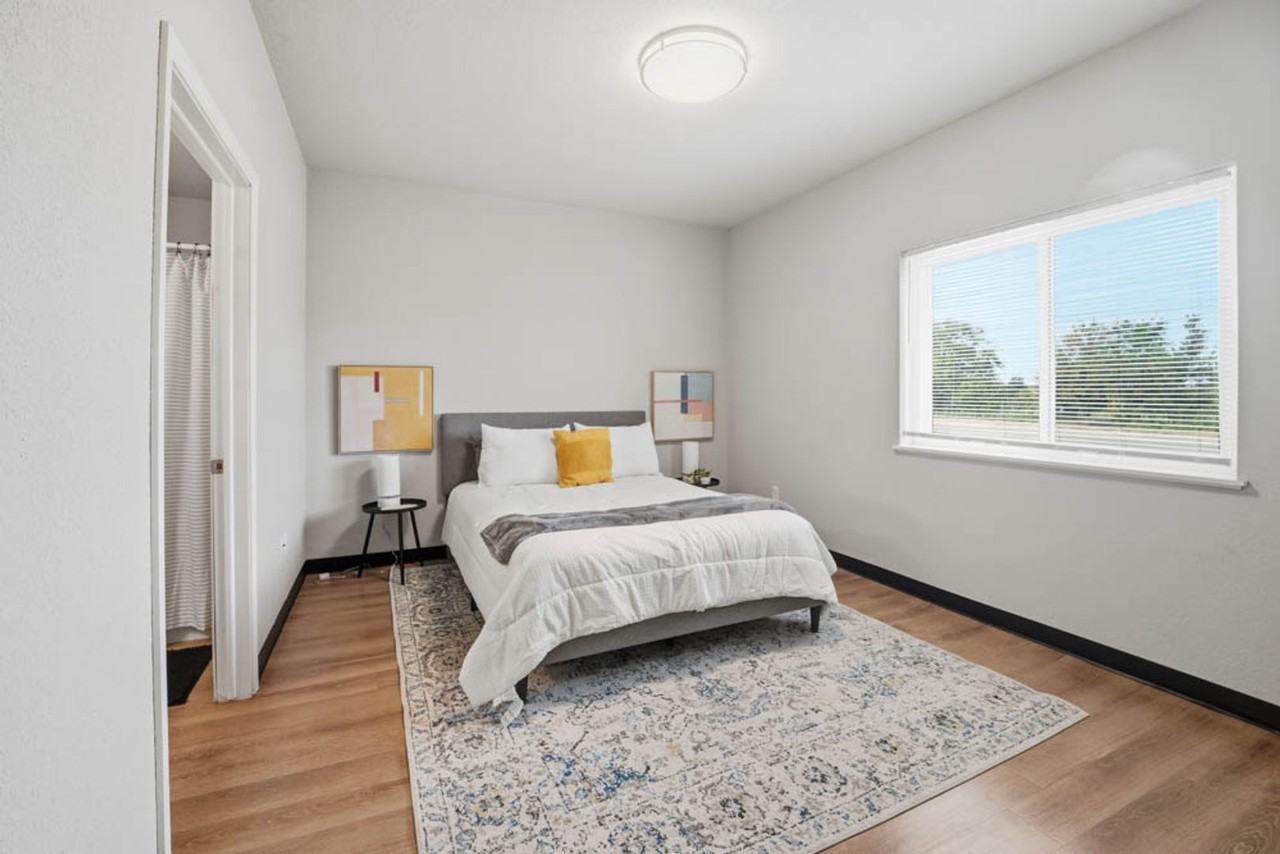 Rush Mills: 505 Enterprise - Photo 5 of 42