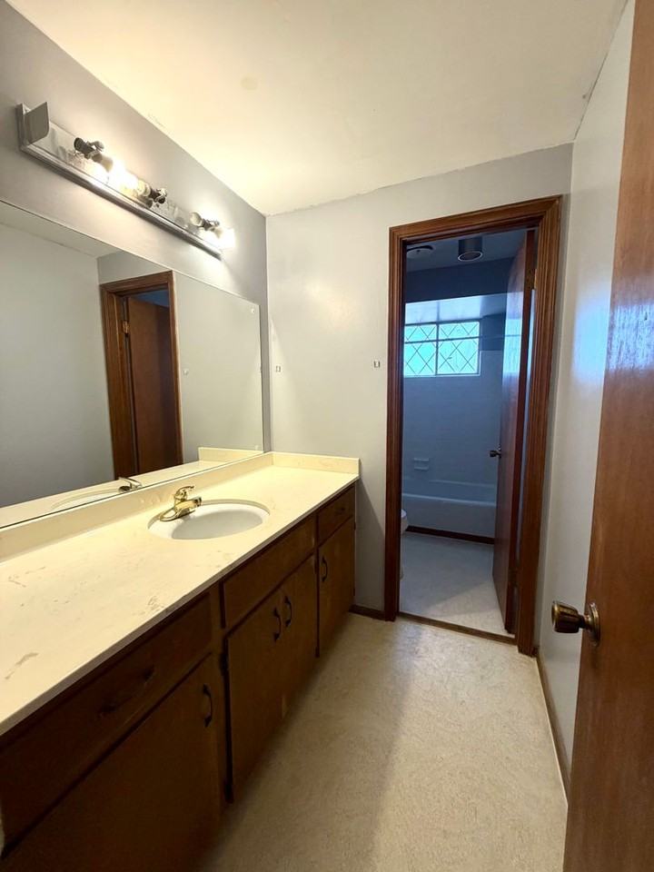 2656 S 90th East Ave - Photo 6 of 22