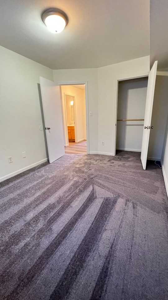 Stone Ridge Apartments - Photo 4 of 15