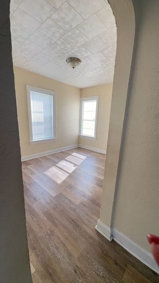 828 16th Avenue South - Photo 4 of 12