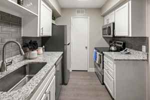 featured image of 17625 North 7th Street