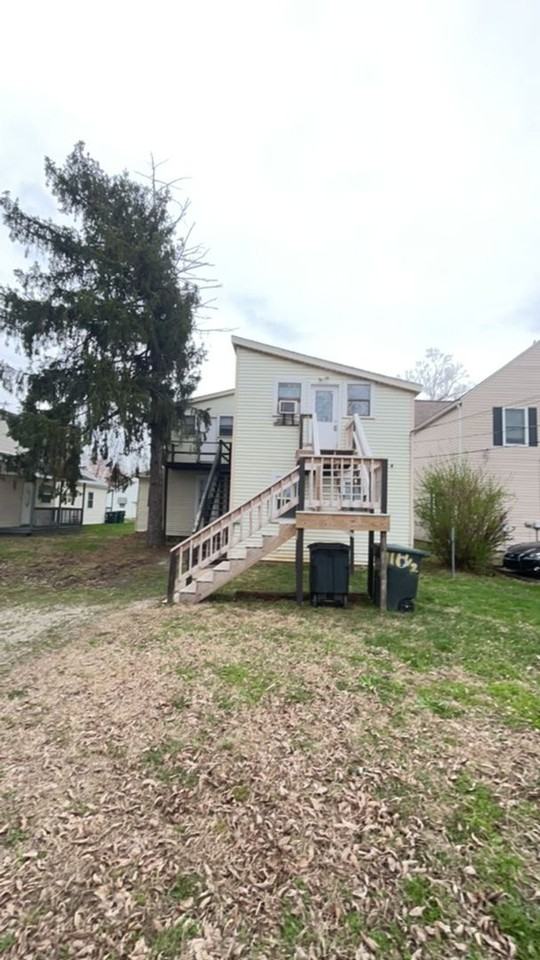 111 111 S Dicks St. - 111 1/2 S Dicks St. - Photo 2 of 8