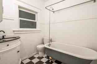 1010 Nw 17th Ave - Photo 1 of 1