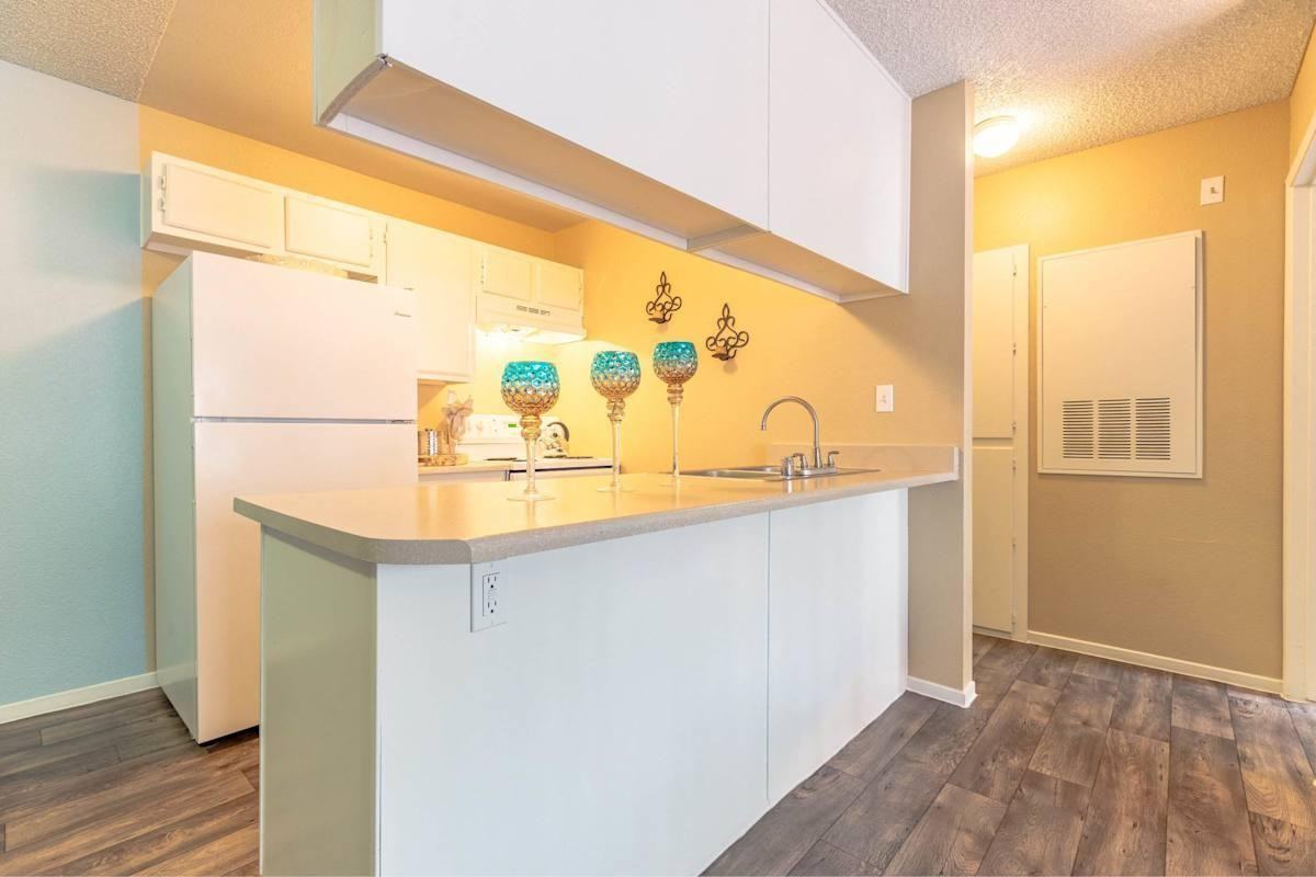 3700 E Bonanza Rd - Photo 3 of 20