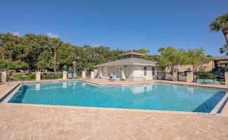 featured image of 30 Clipper Ct