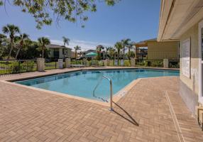 featured image of 30 Clipper Ct