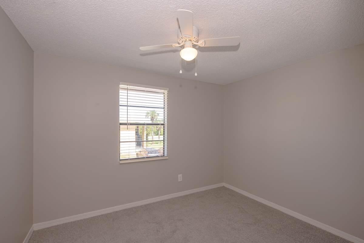 30 Clipper Ct