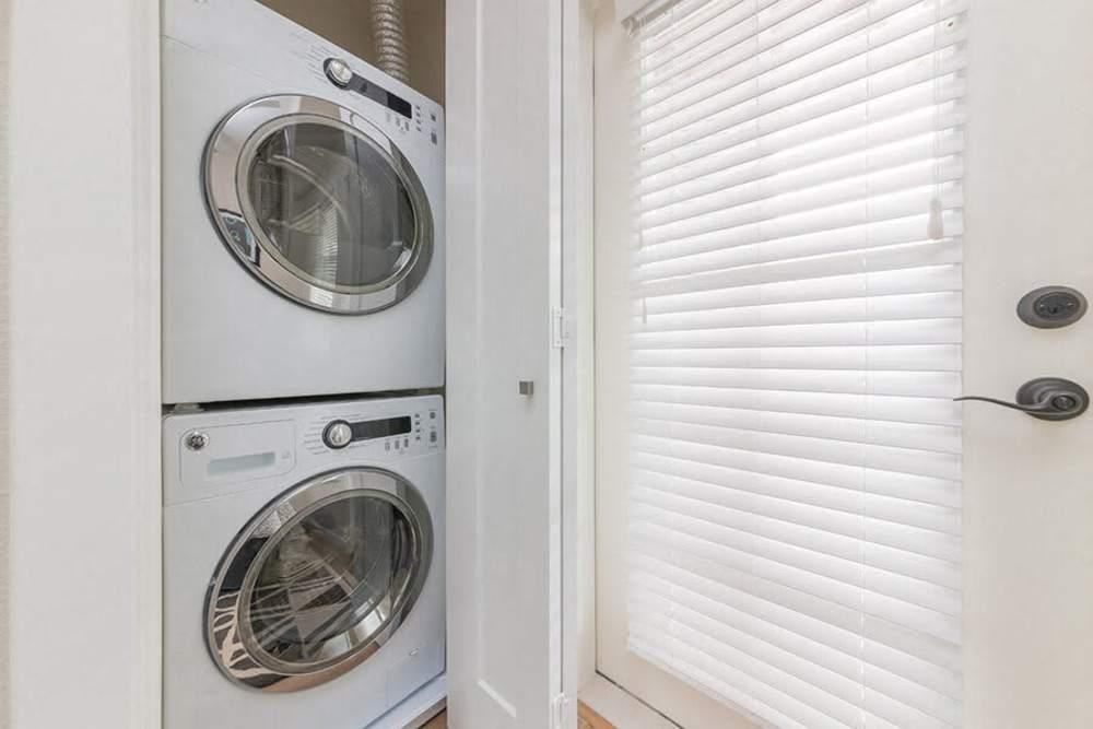 630 Water St - Photo 6 of 17