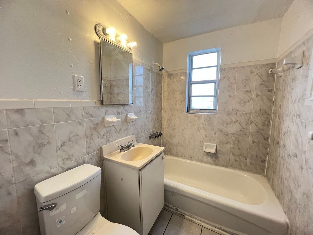 1801 Northwest 54th Street - Photo 6 of 6