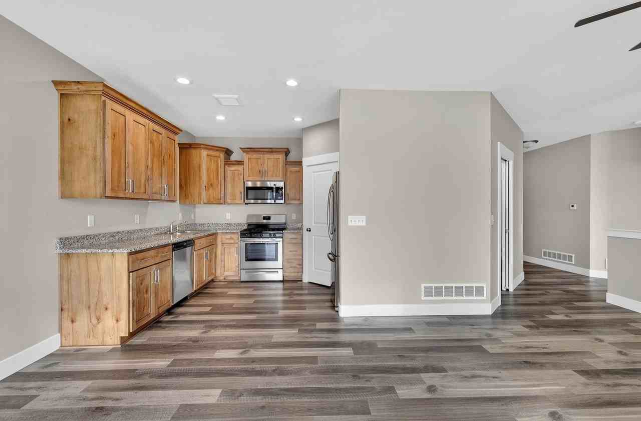 2845 Blackwood Street - Photo 2 of 50