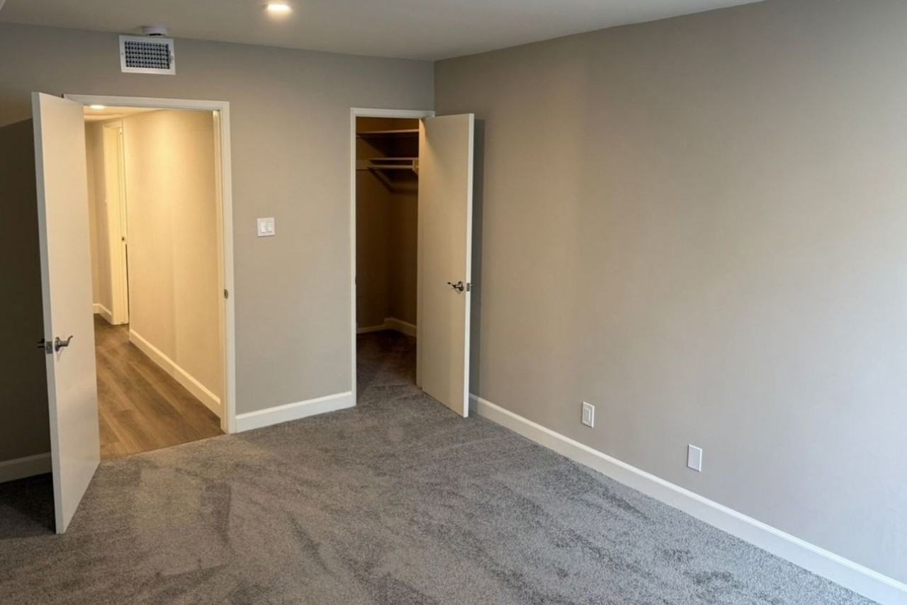 420 North Louise Street - Photo 7 of 14