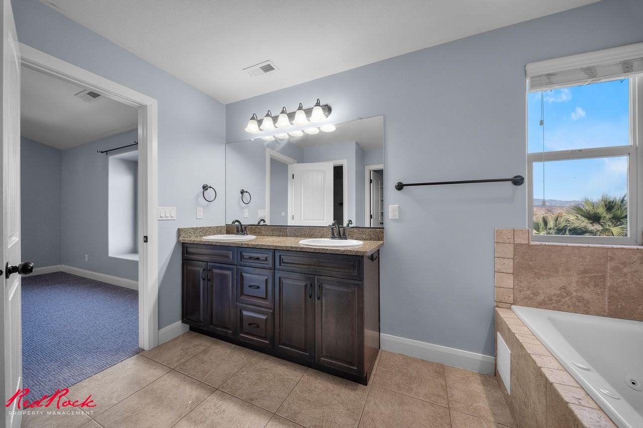 1287 Shadow Point Dr #7 - Photo 2 of 31