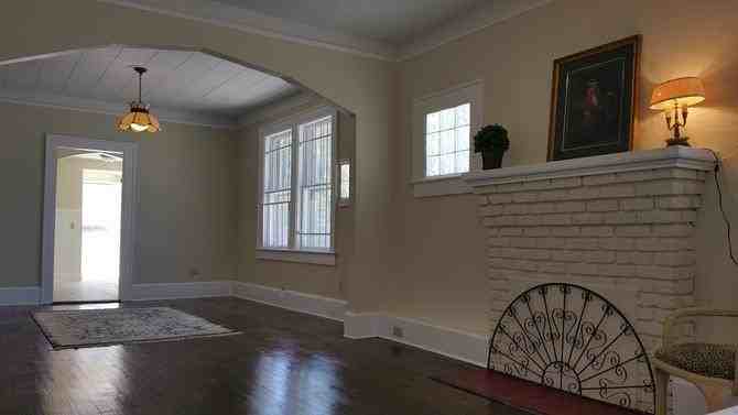 118 West 28th Street - Photo 3 of 7