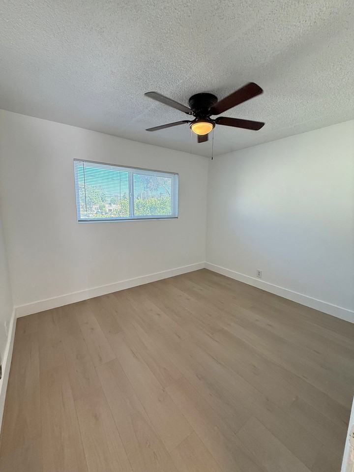 Newly Upgrade 2 Bedroom 1 Bath Apartment Home. Hurry, Won't Last Long!! - Photo 4 of 6